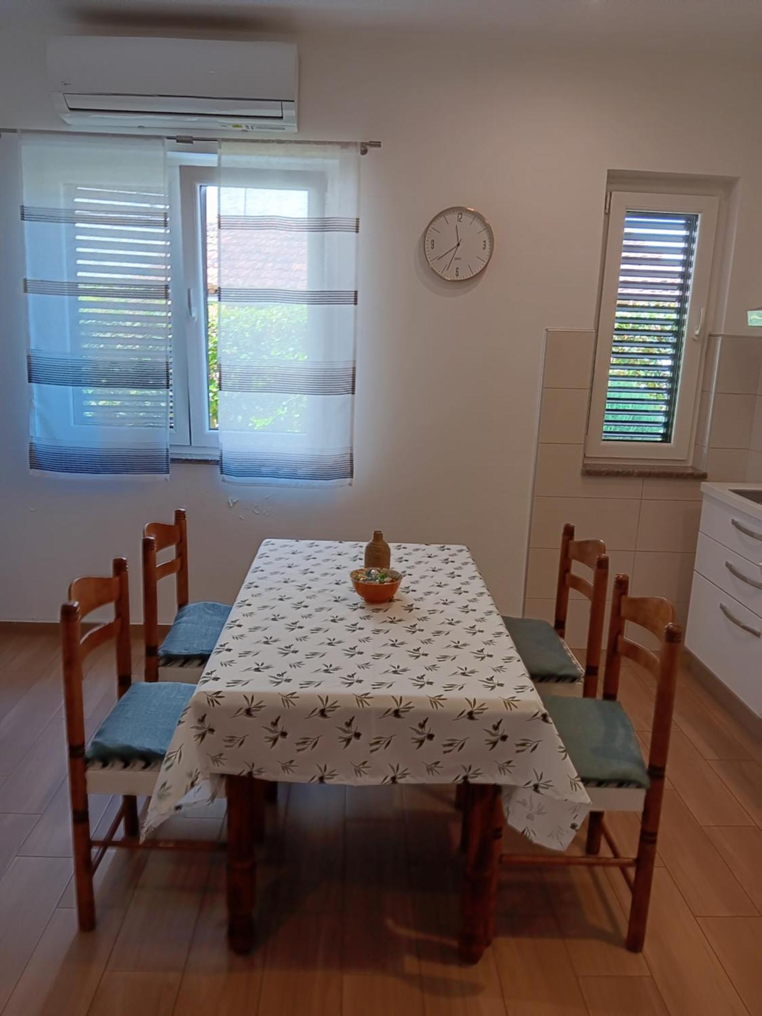 Apartman Suzy Pula Exterior foto