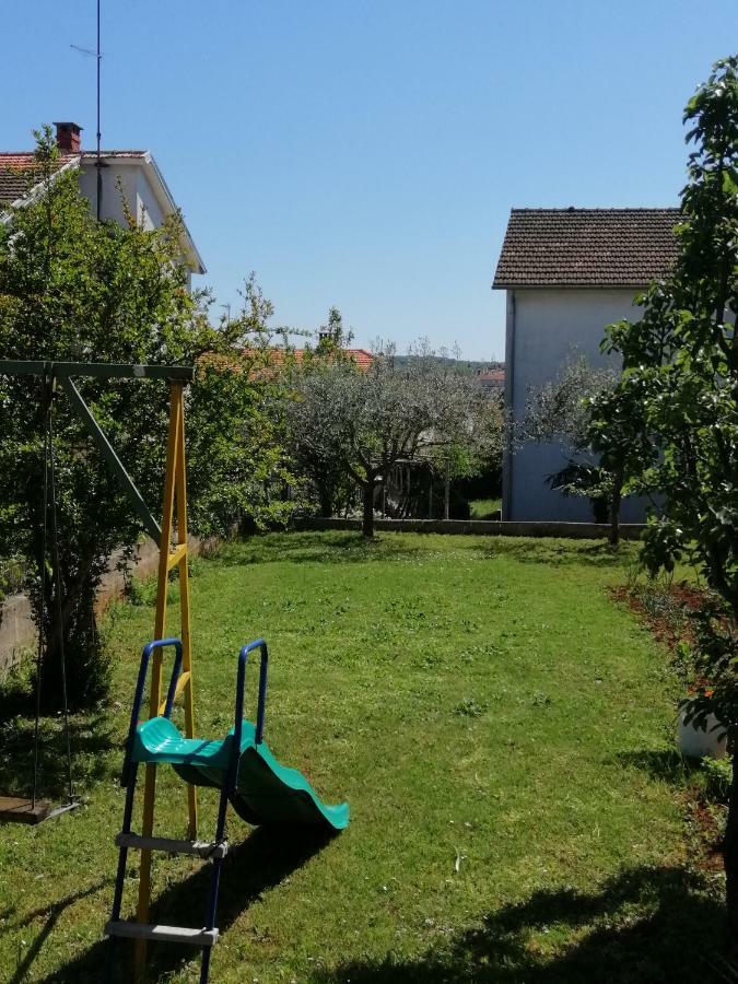 Apartman Suzy Pula Exterior foto