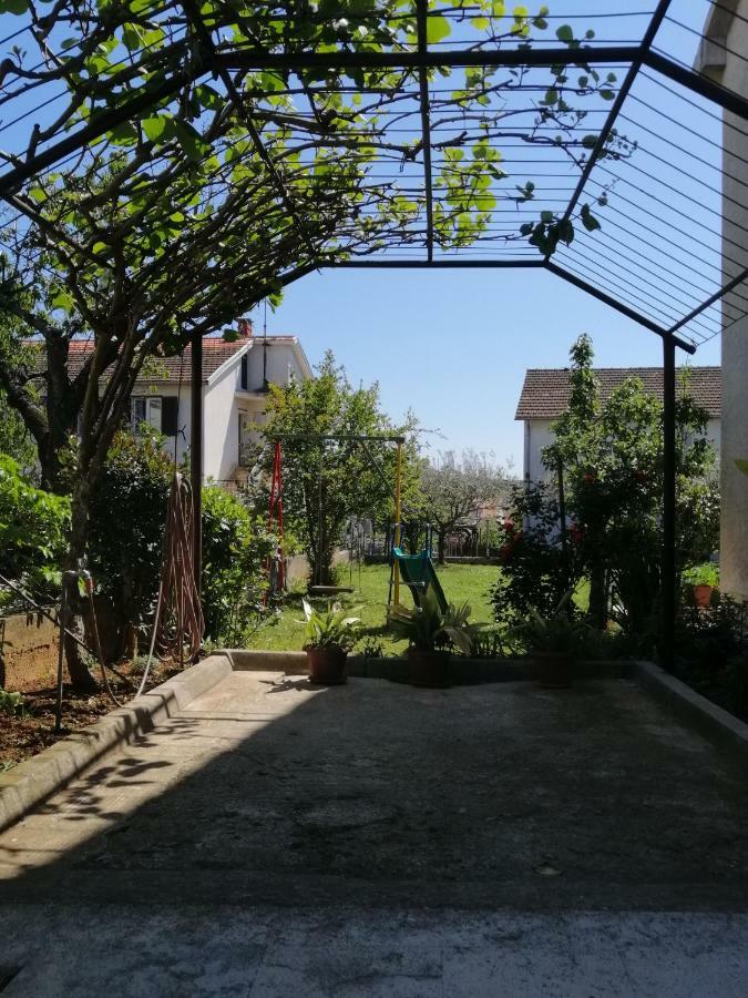 Apartman Suzy Pula Exterior foto