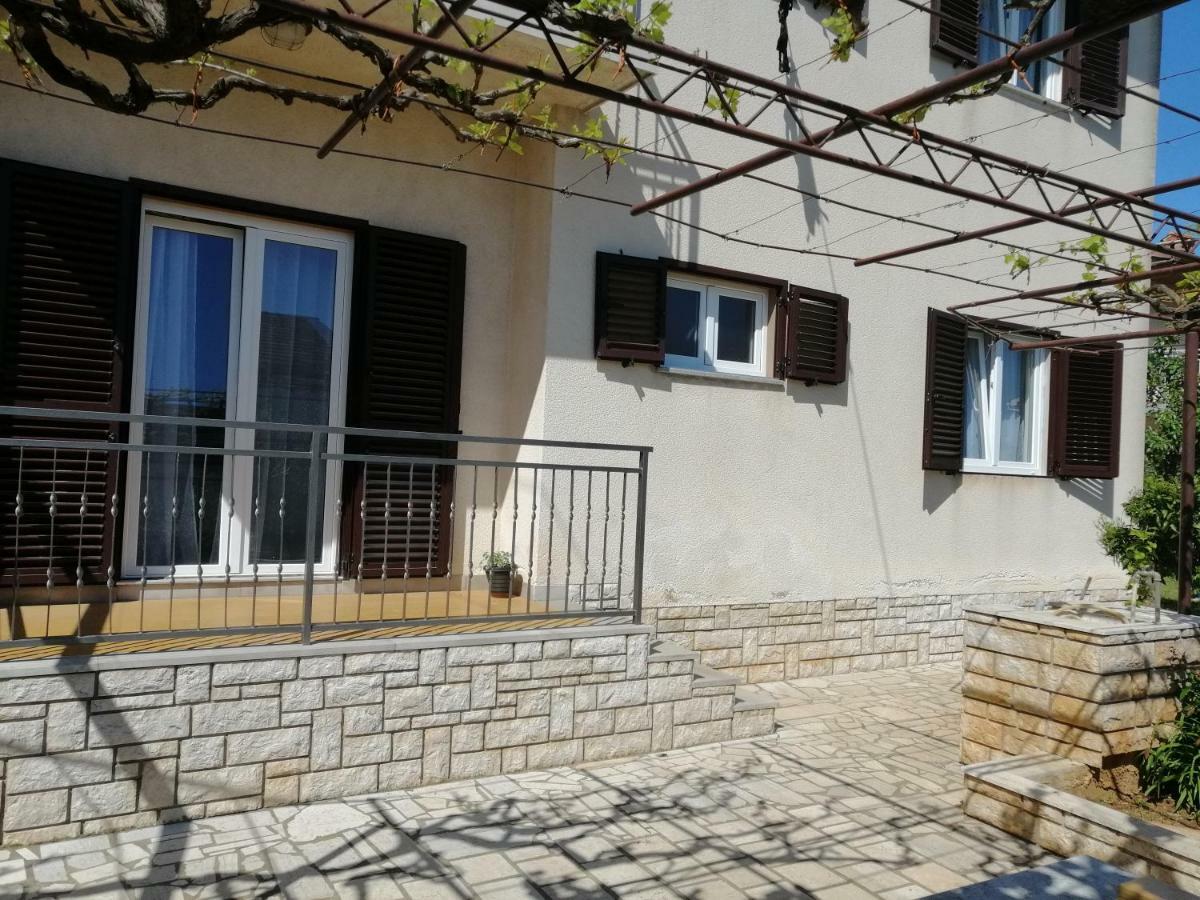 Apartman Suzy Pula Exterior foto